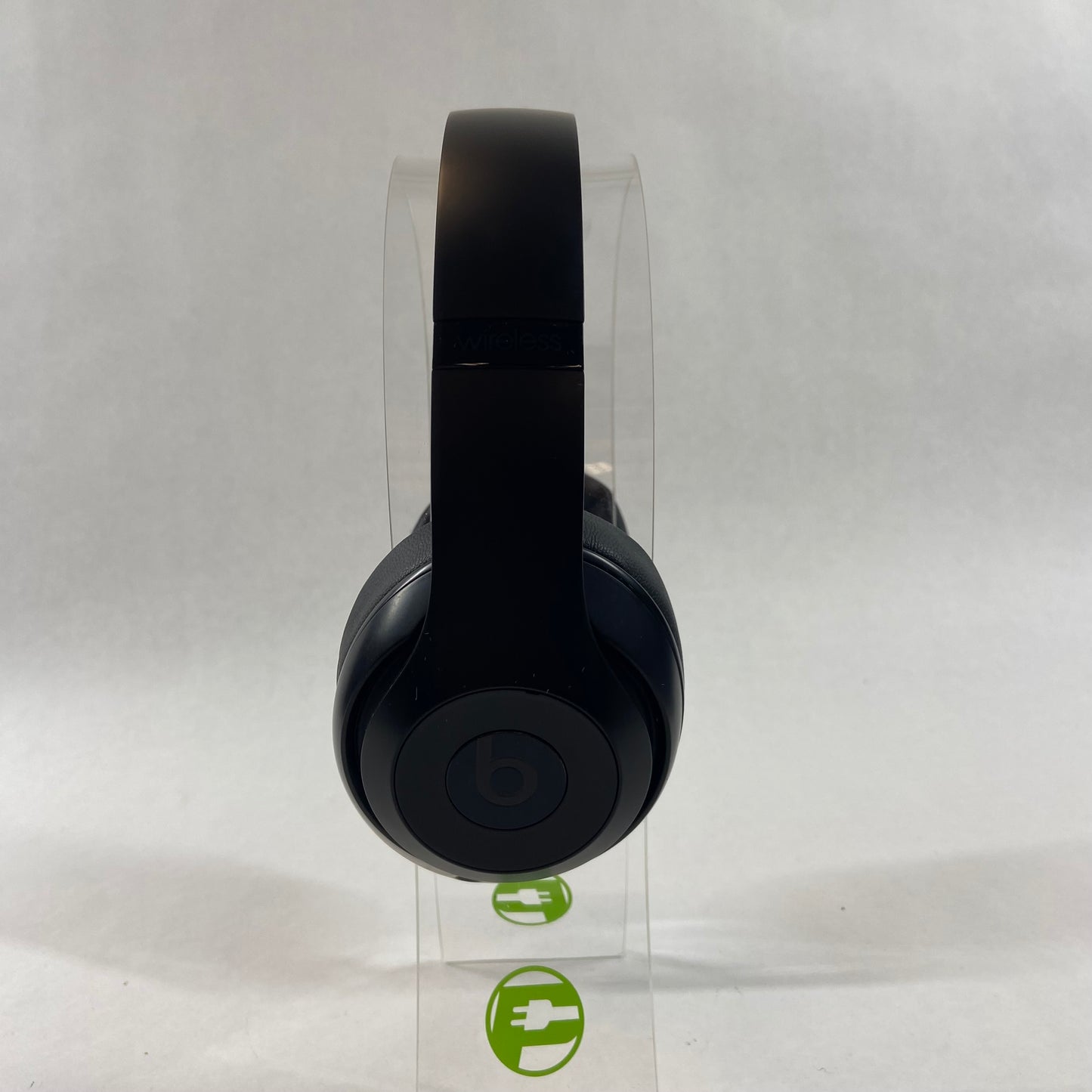 Beats Studio3 Wireless Over-Ear Bluetooth Headphones Black MX3X2LL/A