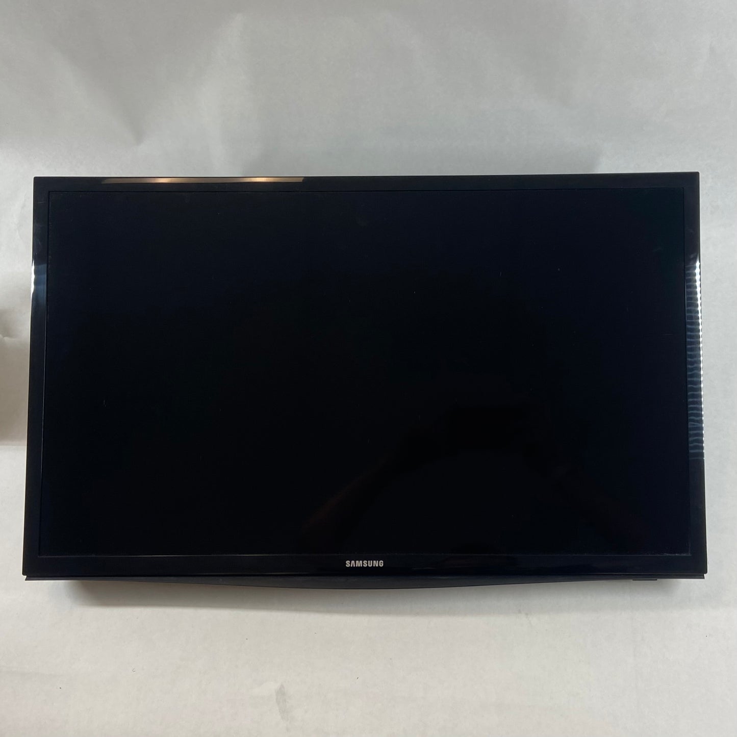 Samsung 28" UN28H4500AF Series 4 LED 720p Smart TV 2017