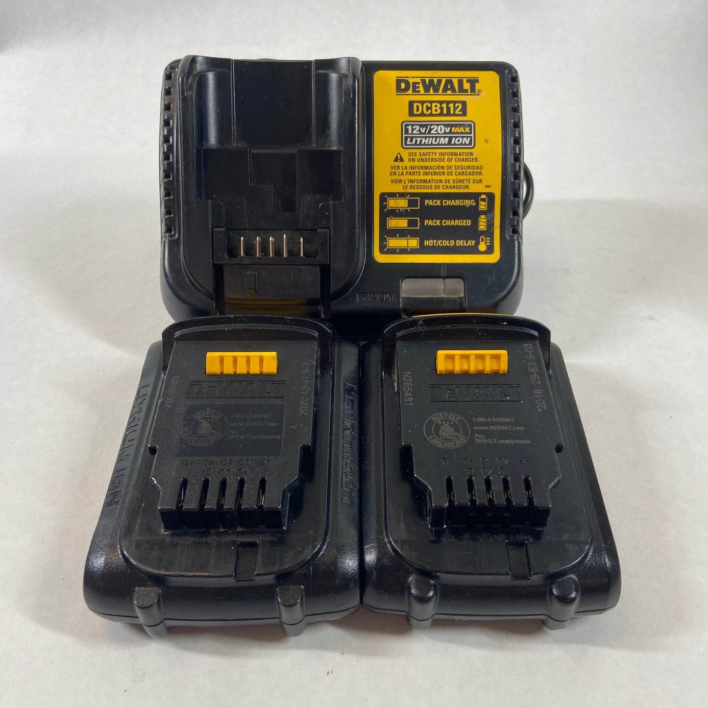 DeWalt DCF887 20V MAX 1/4" Impact Driver Kit