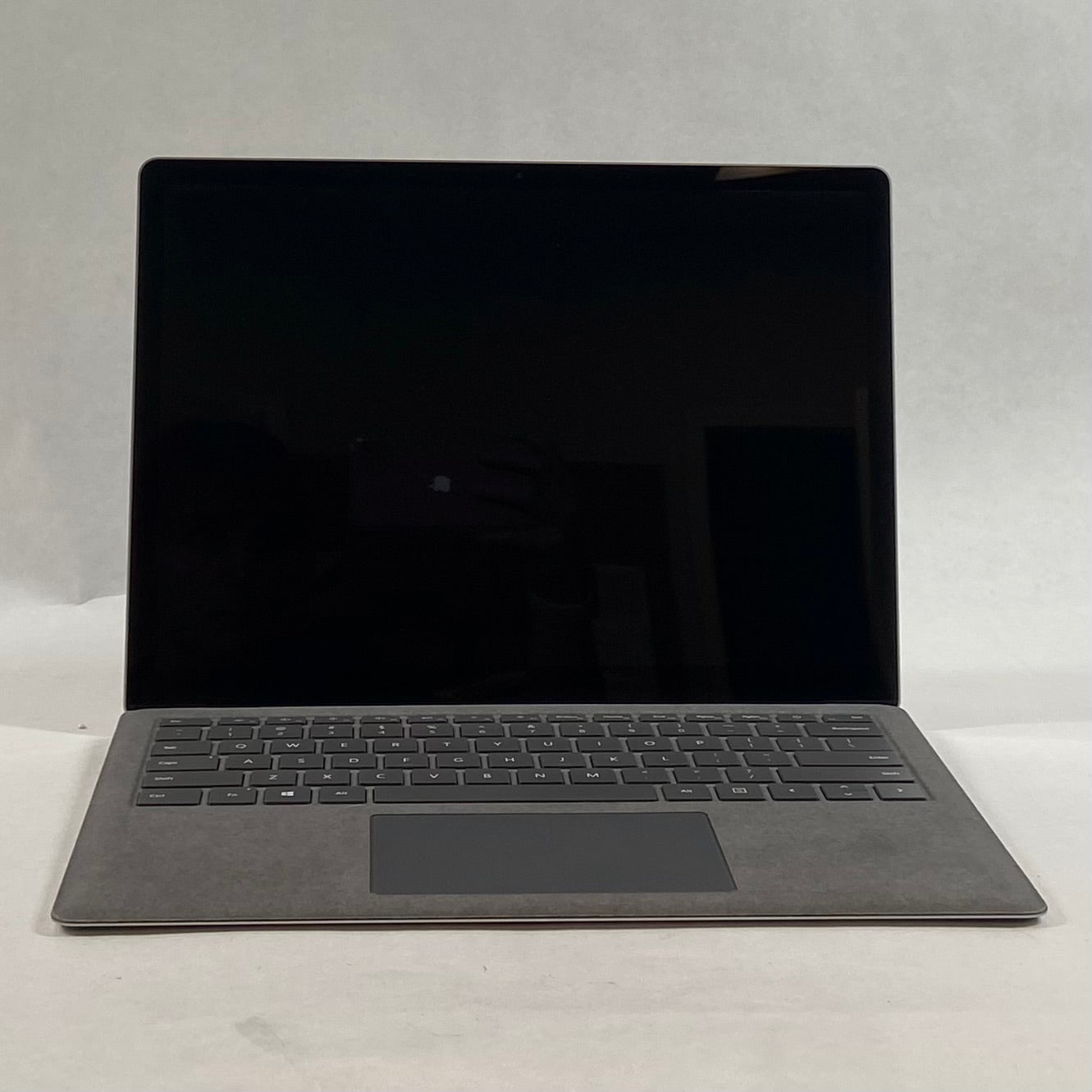 Microsoft Surface Laptop 4 1950 13.5" i5-1145G7 2.6GHz 8GB RAM 256GB SSD