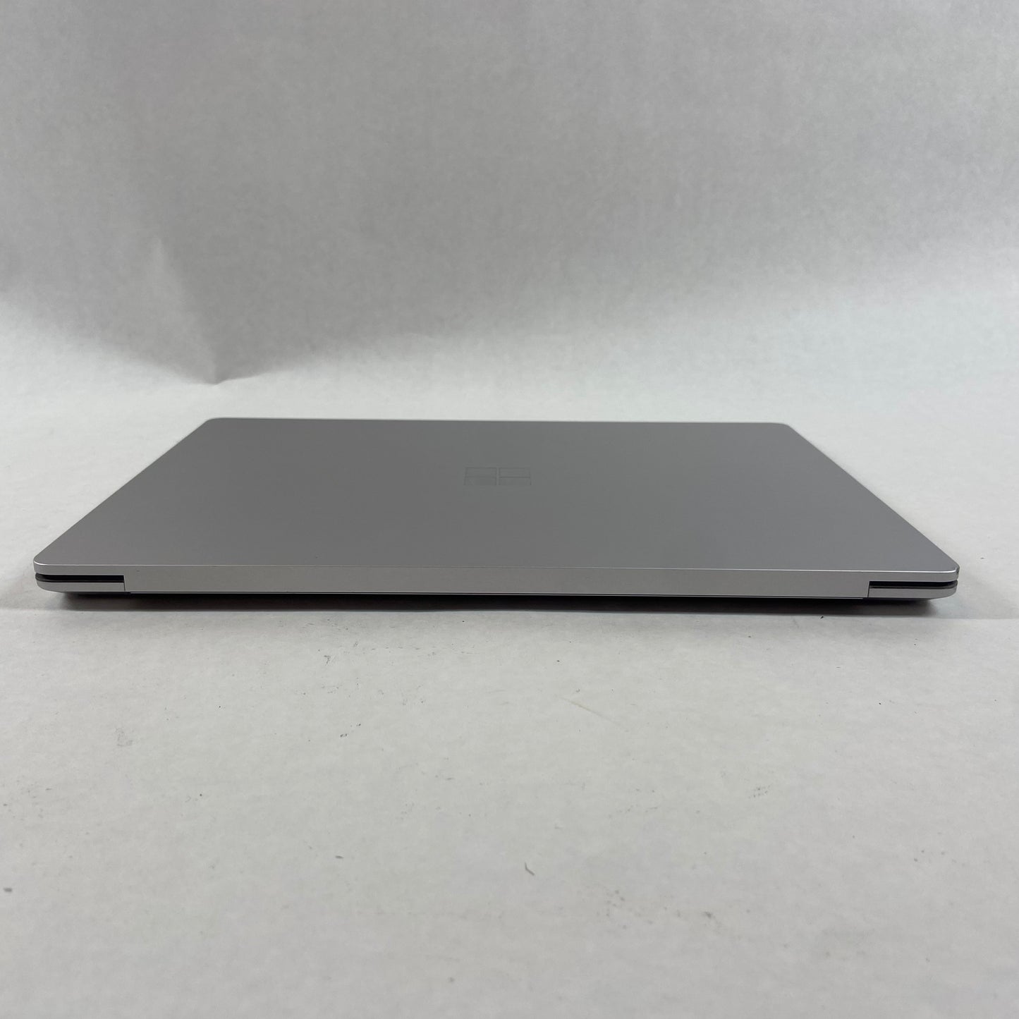 Microsoft Surface Laptop 4 1950 13.5" i5-1145G7 2.6GHz 8GB RAM 256GB SSD
