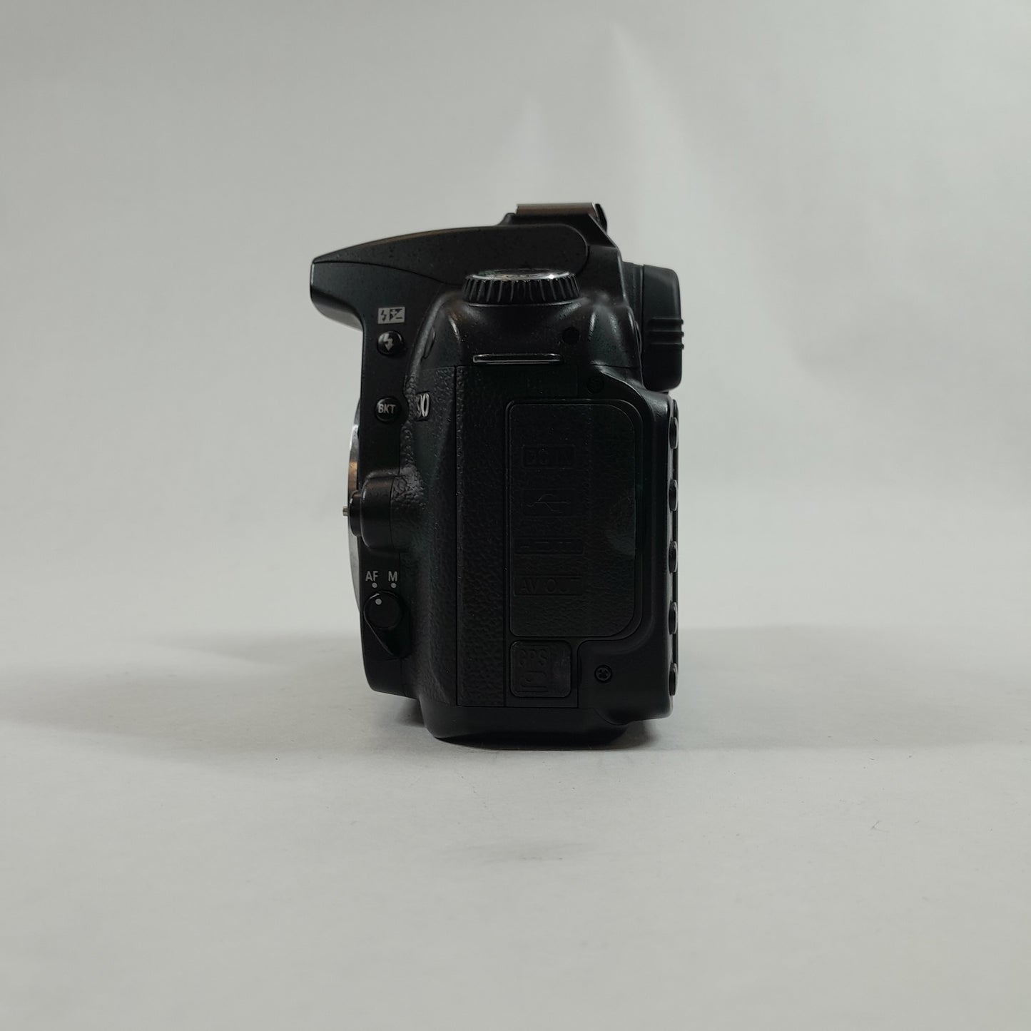 Nikon D90 12.3MP Digital Camera