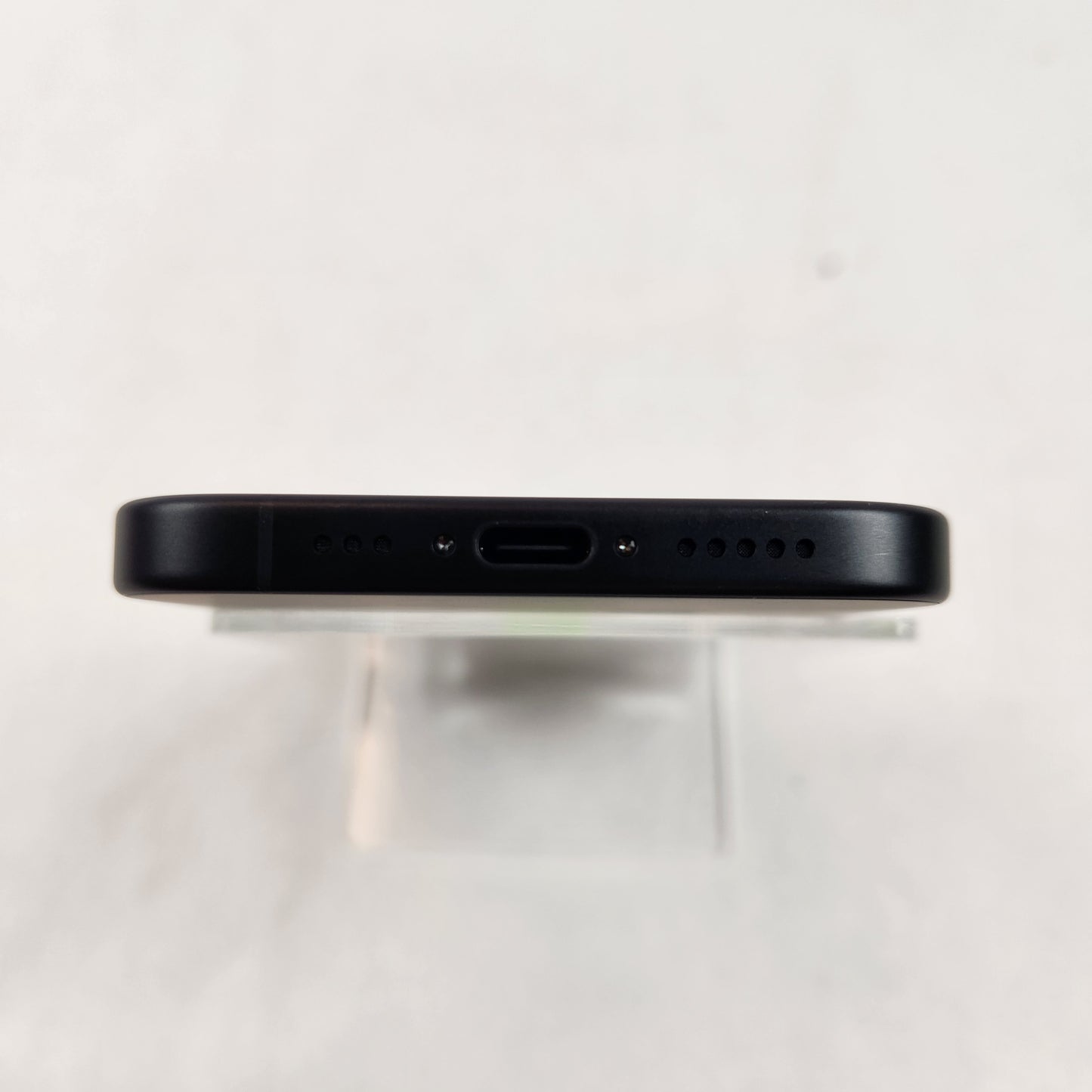 T-Mobile Apple iPhone 16 128GB 18.6.2 Black MYAP3LL/A