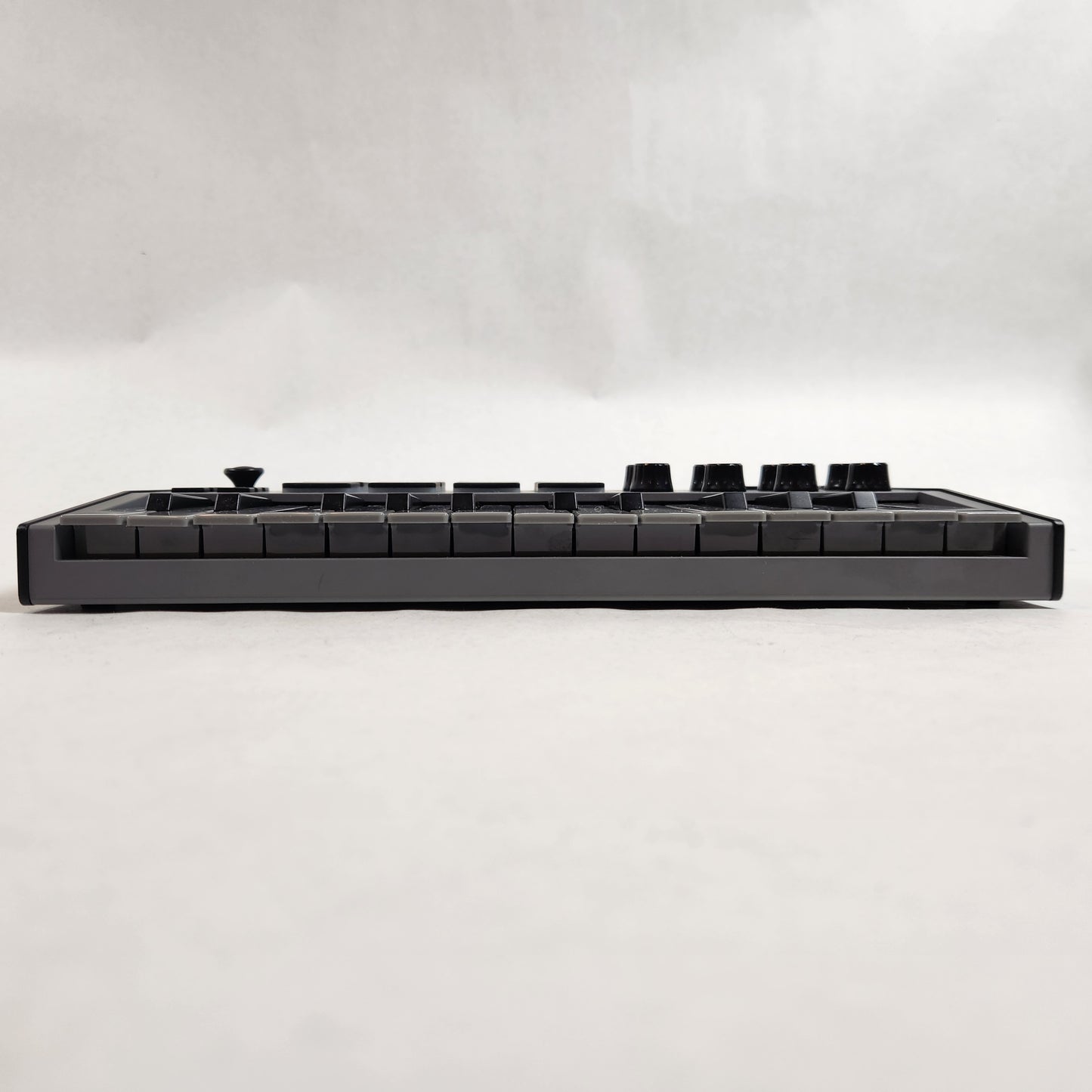 Akai Professional MPK Mini MK3 Special Edition Grey MIDI Controller