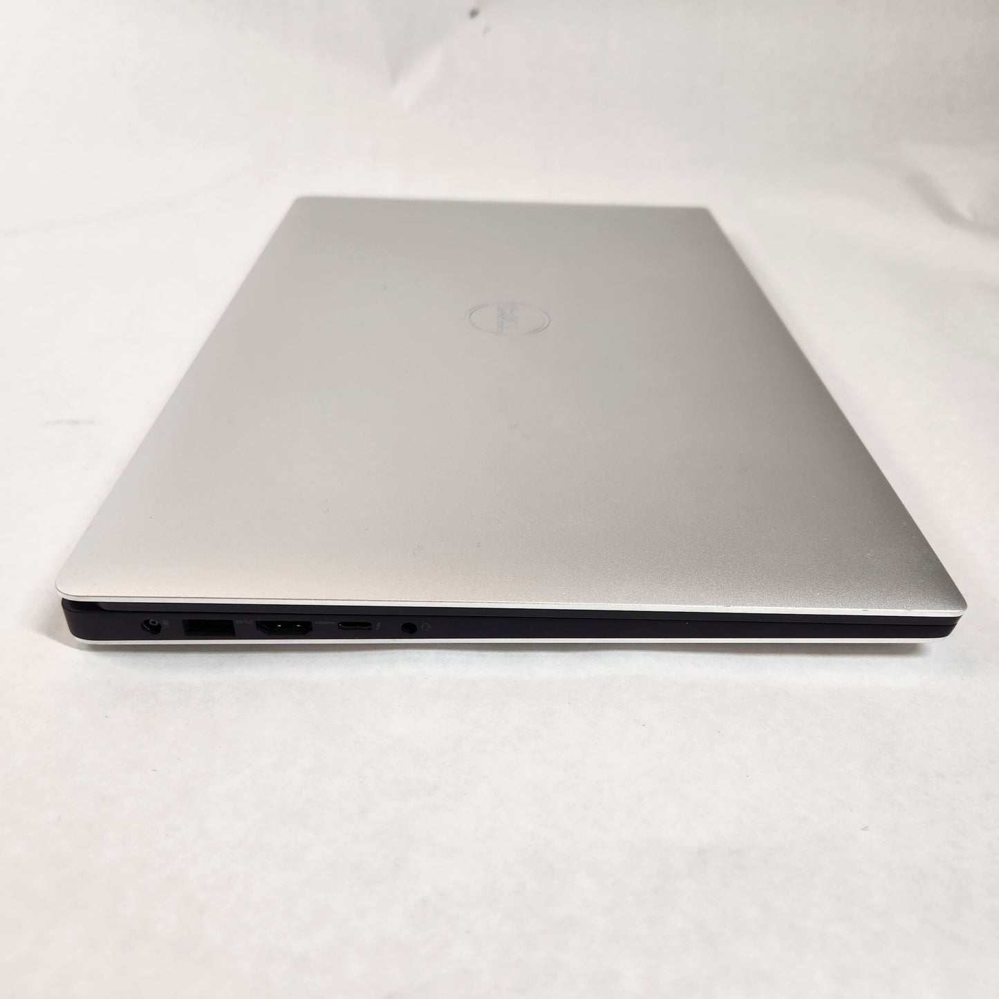 Dell XPS 9570 15" i7-8750H 2.2GHz 8GB RAM 256GB HDD GeForce GTX 1050 Ti Max-Q