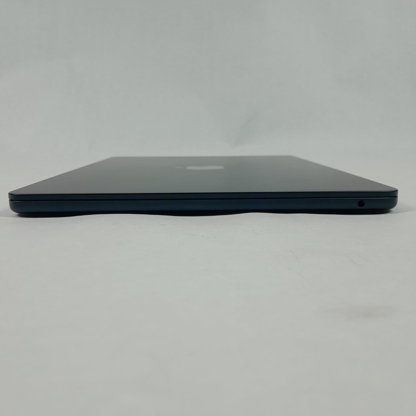2022 Apple MacBook Air 13.6" M2 8C GPU 3.5GHz 8GB RAM 512GB SSD A2681