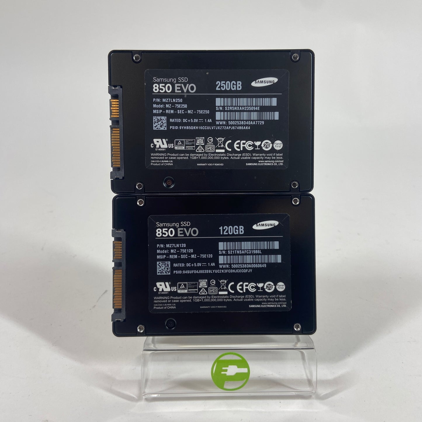 Lot Of Samsung 2.5" 850 EVO 250GB, 120GB SATA III 6Gbps SSD MZ-75E250, MZ7LN120