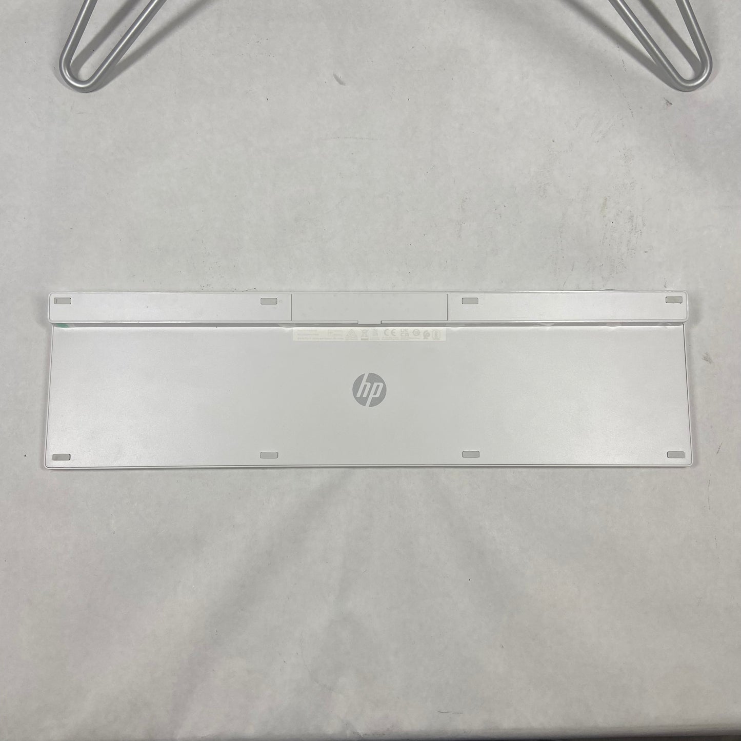 HP All-in-One 27-CB0244 27" Ryzen 7 5700U 1.80GHz 12GB RAM 1TB SSD FHD AIO