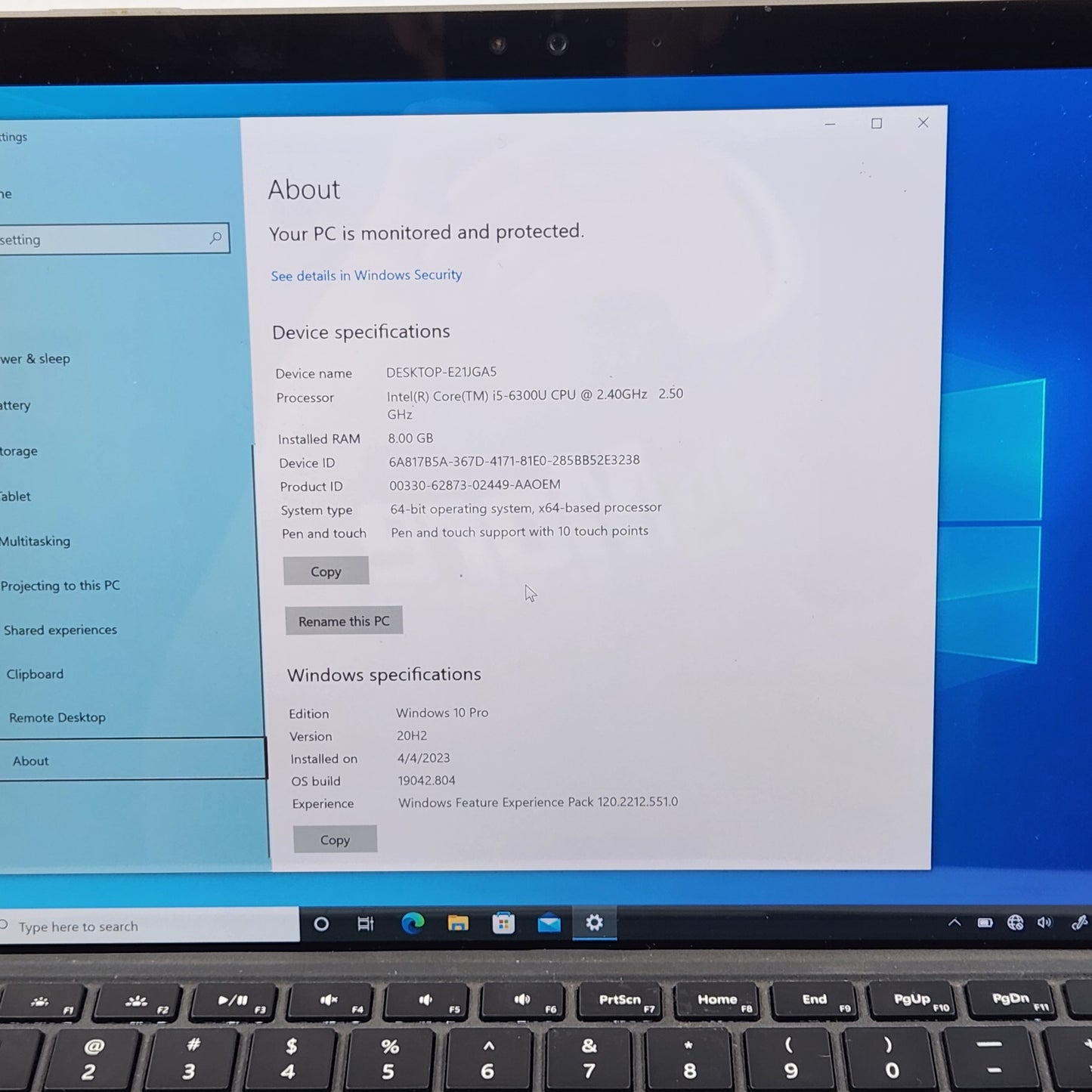 Microsoft Surface Pro 4 1724 12.3" i5-6300U 2.4GHz 8GB RAM 256GB SSD