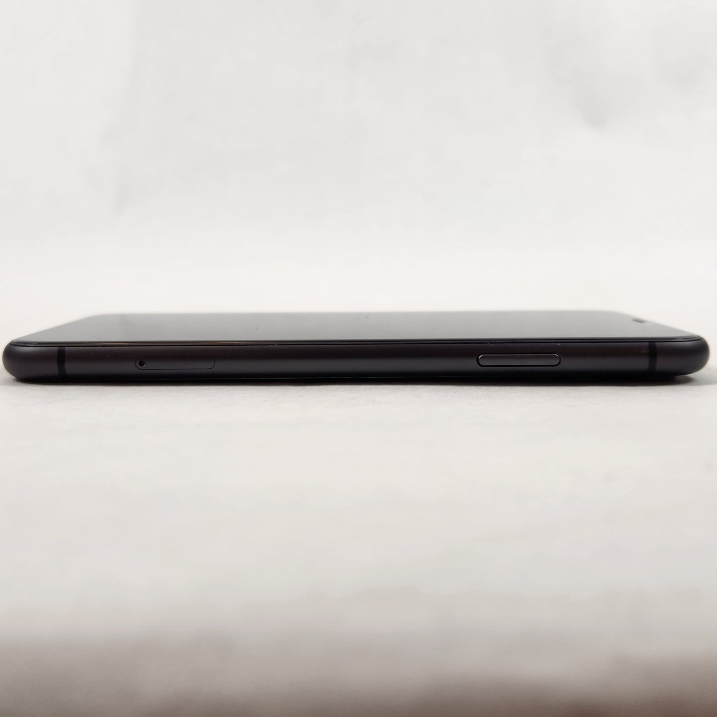 Factory Unlocked Apple iPhone 11 64GB Black MM693LL/A