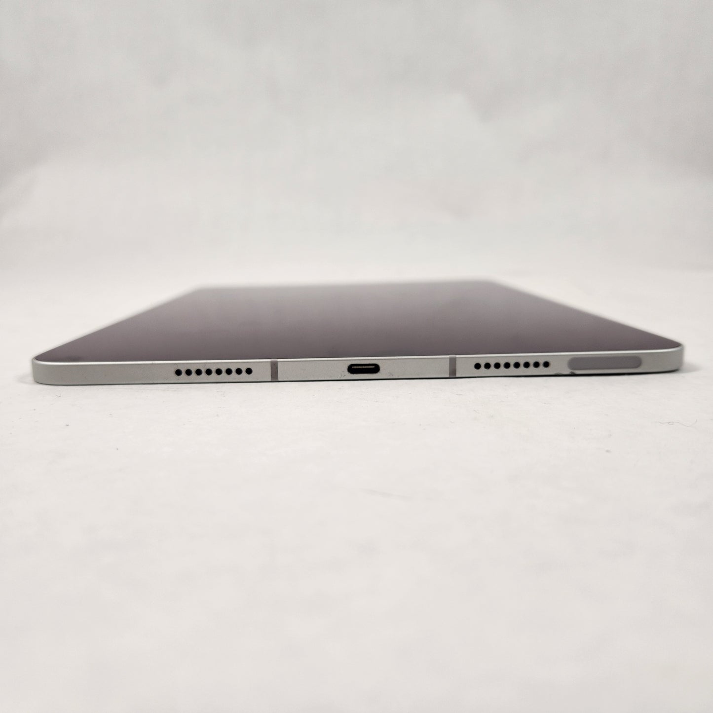 WiFi Only Apple iPad Pro 11" 3rd Gen 256GB Silver MHMW3LL/A