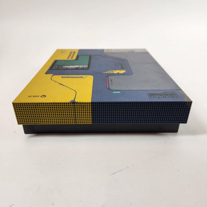 Microsoft Xbox One X 1TB Console Gaming Cyberpunk 2077 1787 Broken Controller