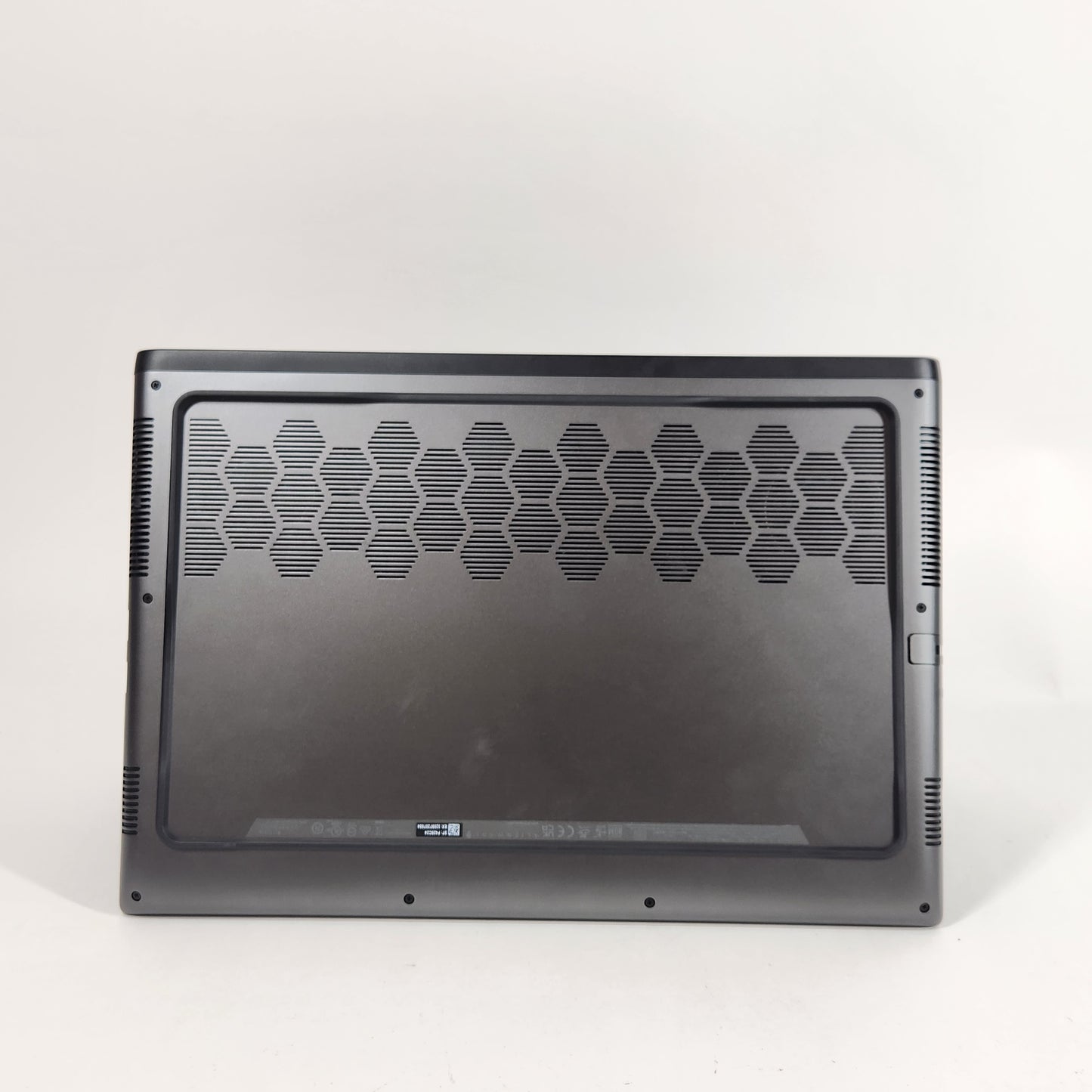 Alienware 16 R2 15.6" Core Ultra 7 155H 1.4GHz 16GB RAM 1TB SSD GeForce RTX 4070