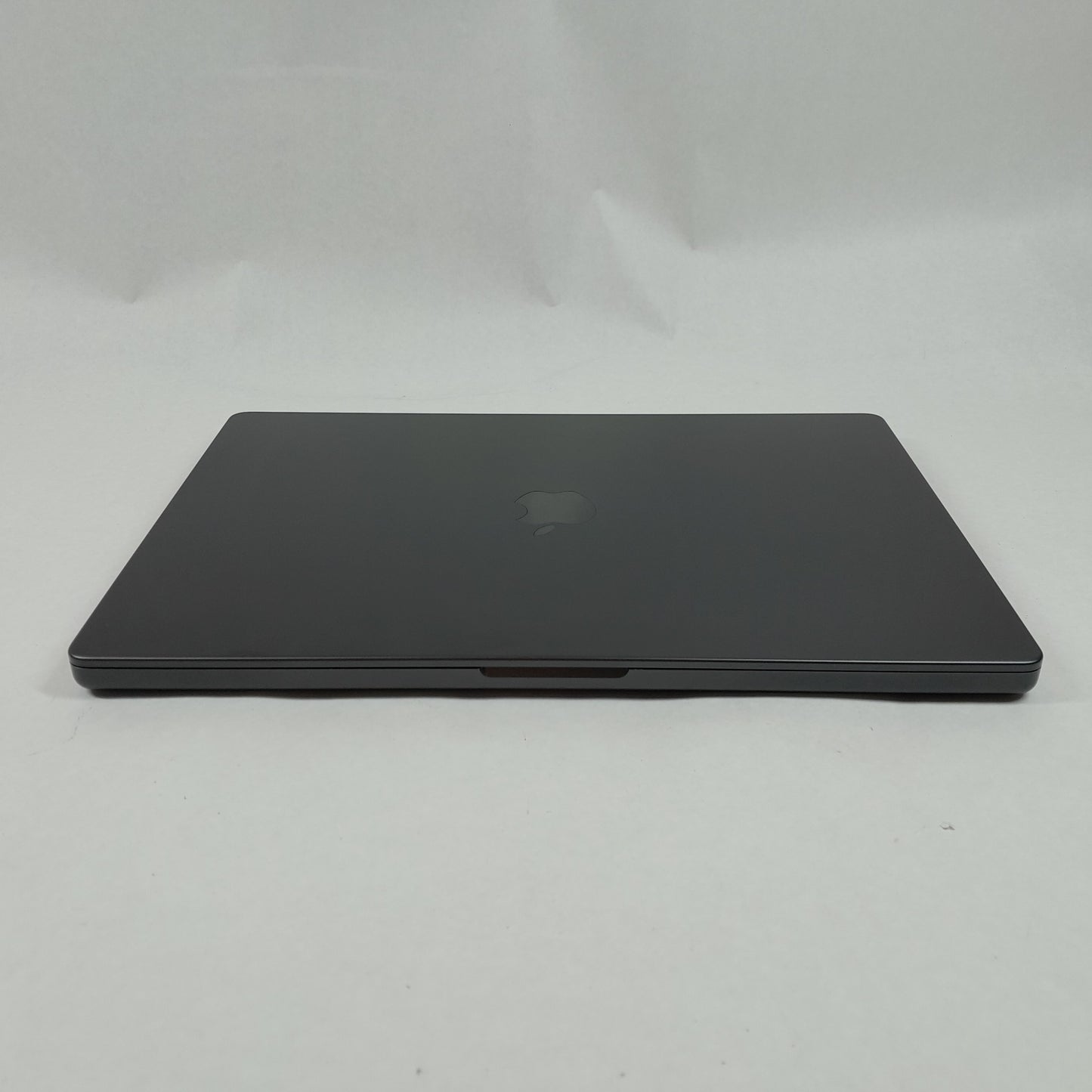 2023 Apple MacBook Pro 16" M3 Max 40C GPU 48GB RAM 1TB SSD MUW63LL/A