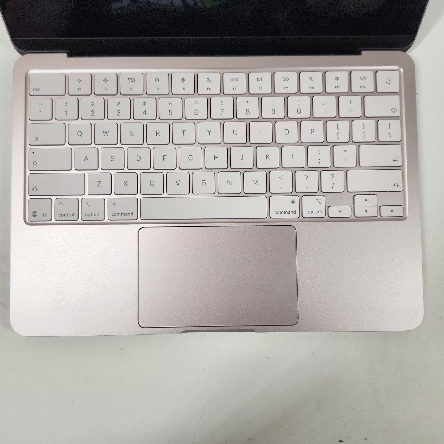 2026 Apple MacBook Neo 13" A18 Pro 5C GPU 4.0GHz 8GB RAM 256GB SSD MHFH4LL/A
