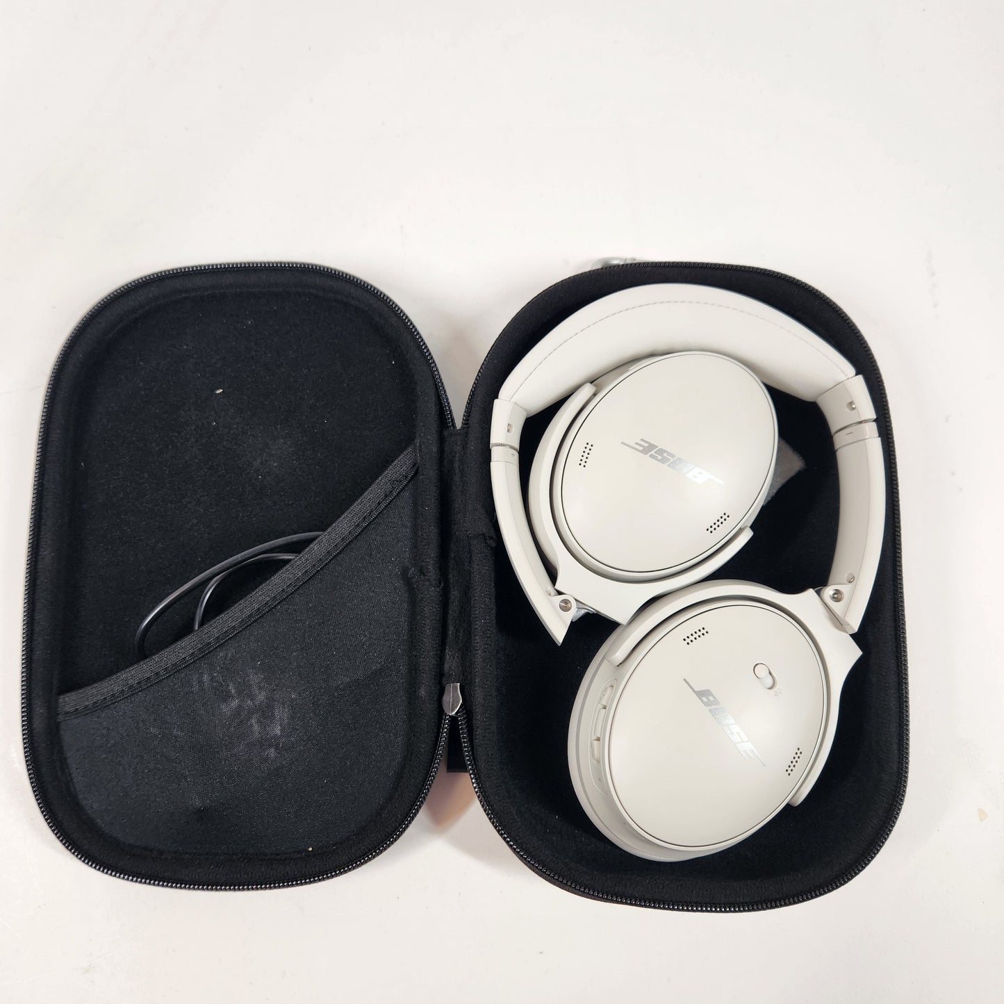 Bose QuietComfort 45 Noise Cancelling Bluetooth Headphones White Smoke