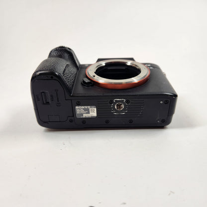 Sony Alpha A7 III 24.2MP Full-Frame Mirrorless Digital Camera