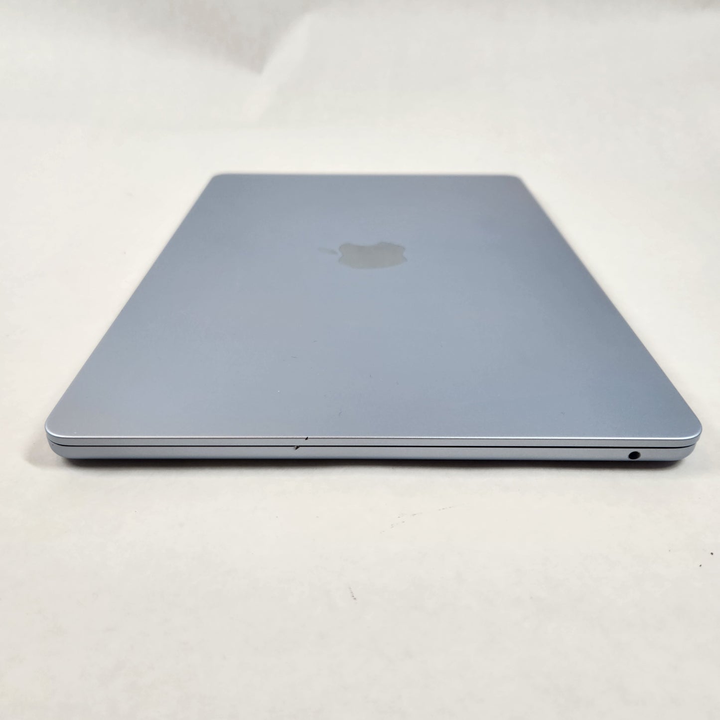 2025 Apple MacBook Air 13.6" M4 8C GPU 4.5GHz 16GB RAM 256GB SSD MC6T4LL/A