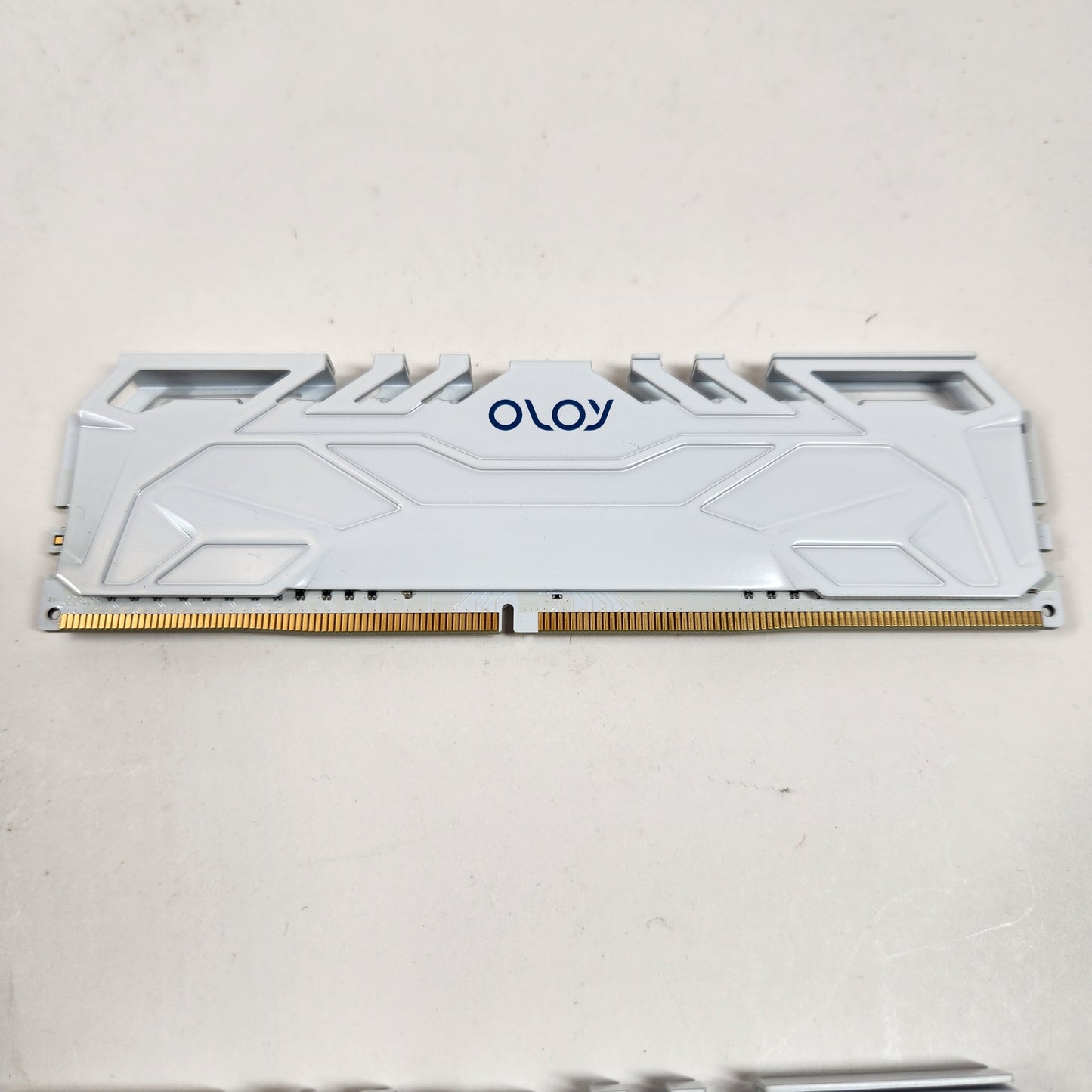 OLOy White Owl 16GB (2x8GB) RAM DDR4 2666MHz MD4U082616BHDA