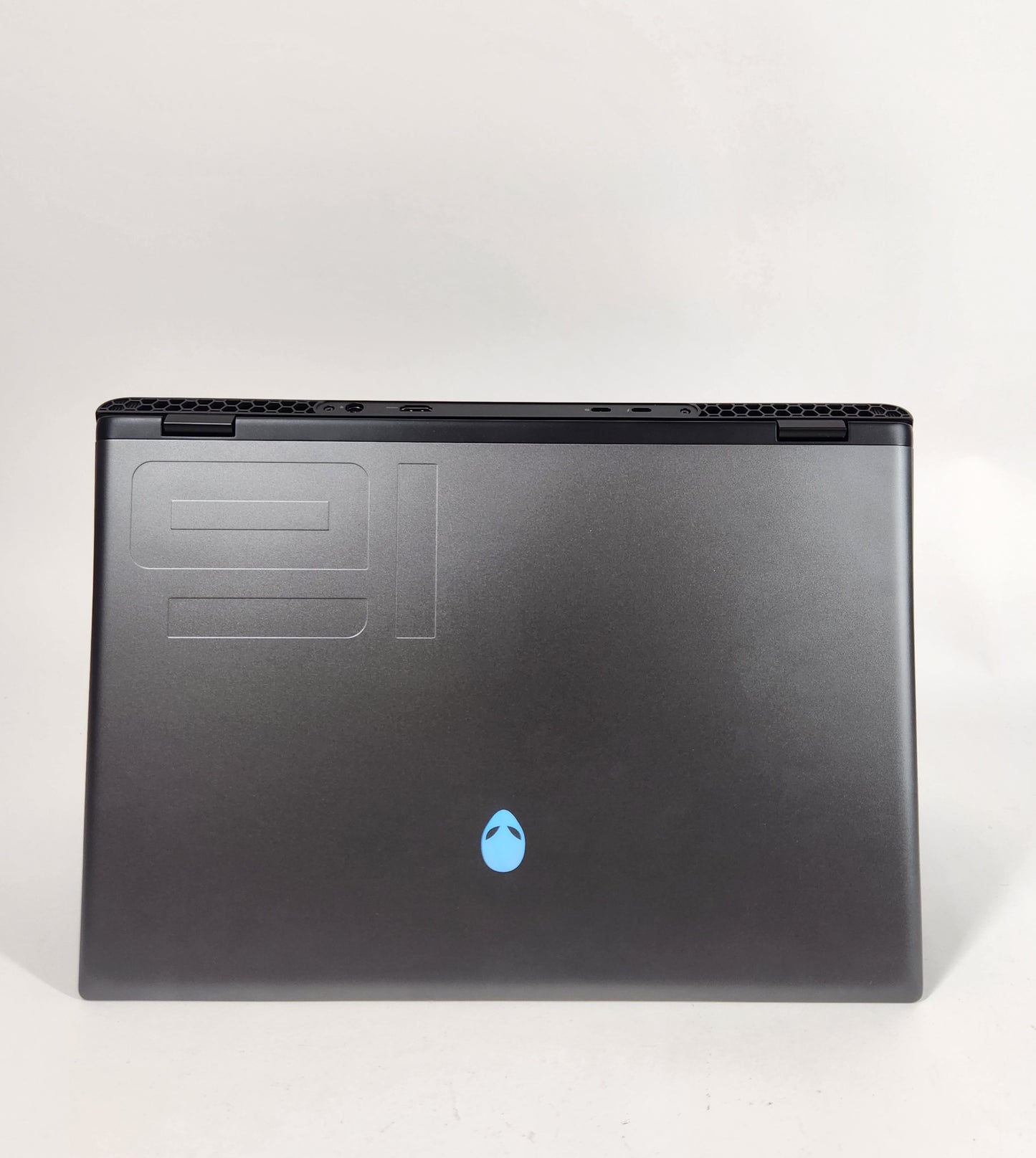 Alienware 16 R2 15.6" Core Ultra 7 155H 1.4GHz 16GB RAM 1TB SSD GeForce RTX 4070