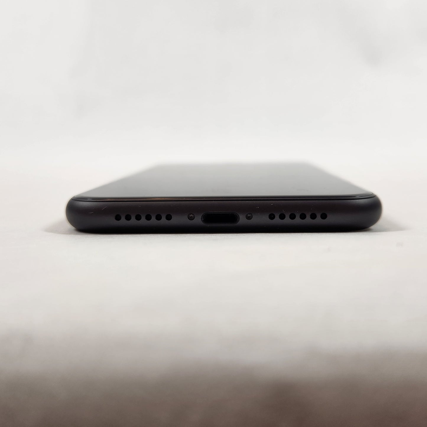 Factory Unlocked Apple iPhone 11 64GB Black MM693LL/A