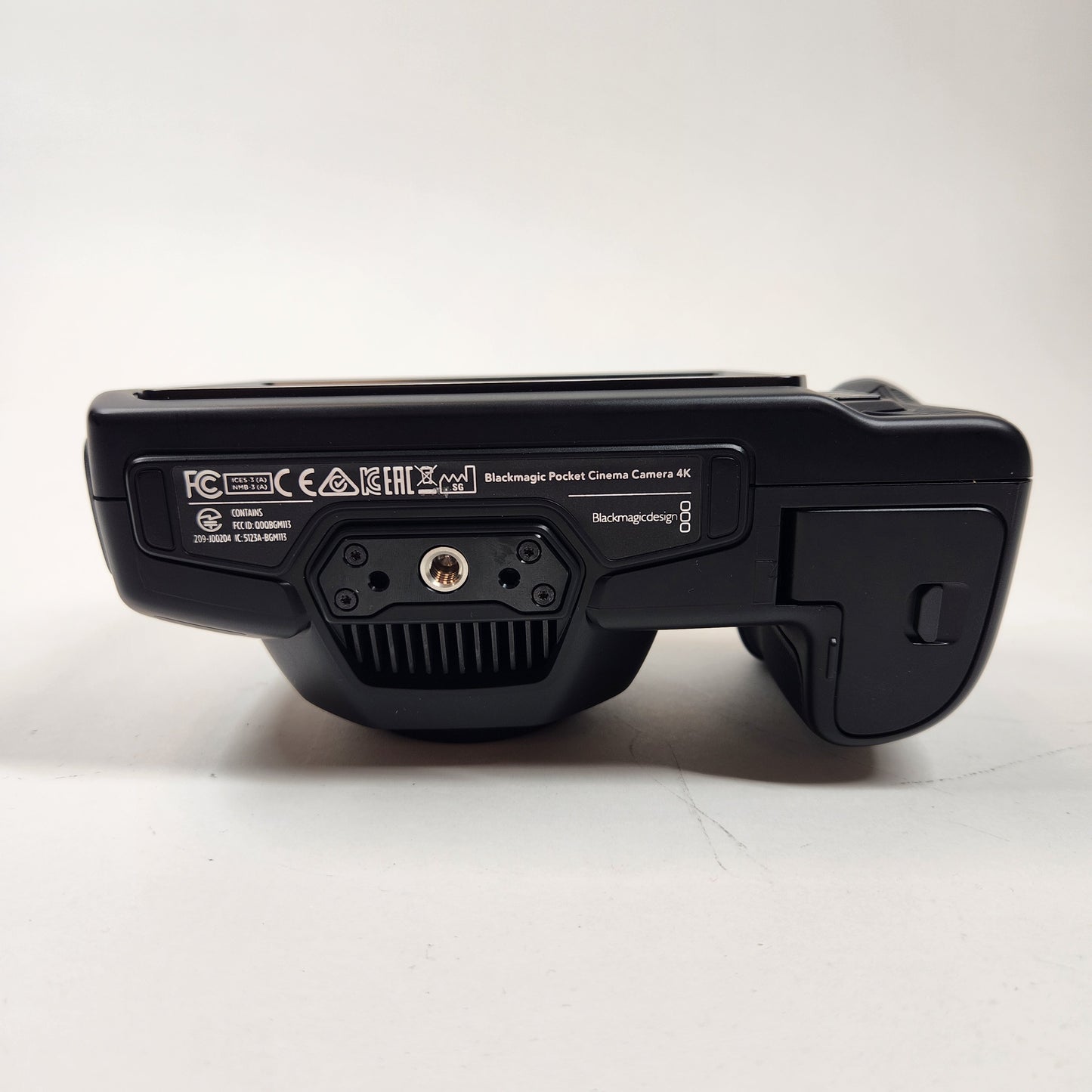 Blackmagic Design Pocket Cinema Camera 4K  9MP 4K Digital Camera Body only