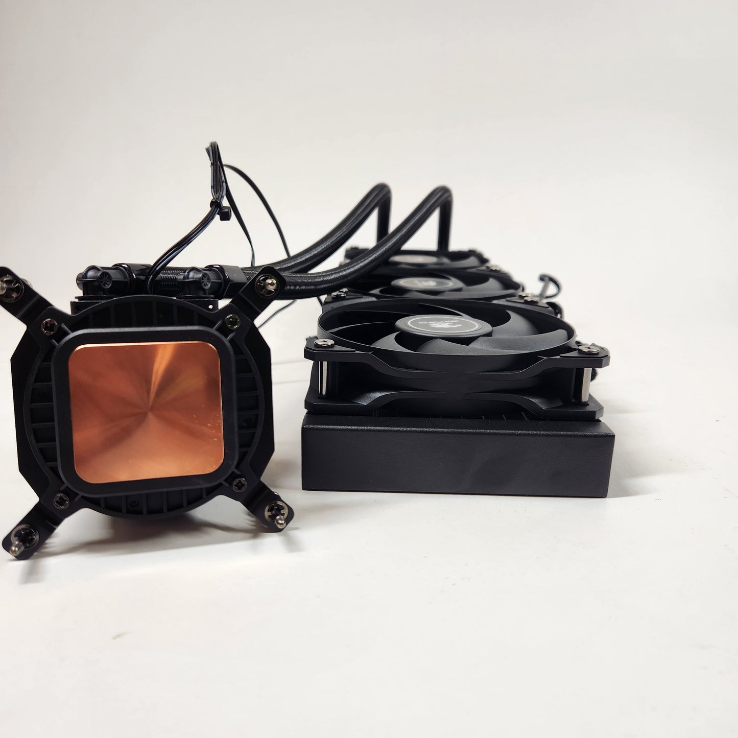 iBUYPOWER AW4 360mm Radiator CPU Liquid Cooler w/RGB- Black CPU Liquid Cooler