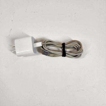 Broken 2024 Apple MacBook Air M3 8C GPU 4.0GHz 8GB RAM 256GB SSD MRXN3LL/A Read