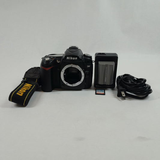Nikon D90 12.3MP Digital Camera