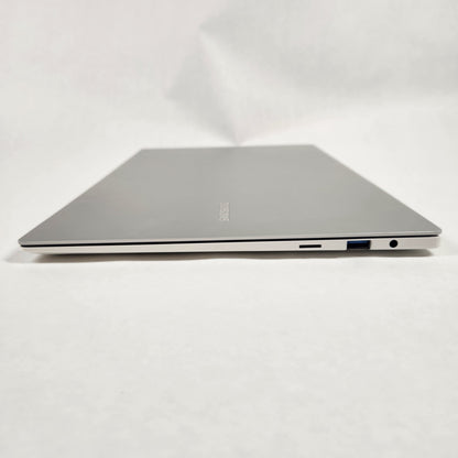 Samsung Galaxy Book Pro NP950XDB 15.6" i7-1165G7 2.8GHz 16GB RAM 512GB SSD