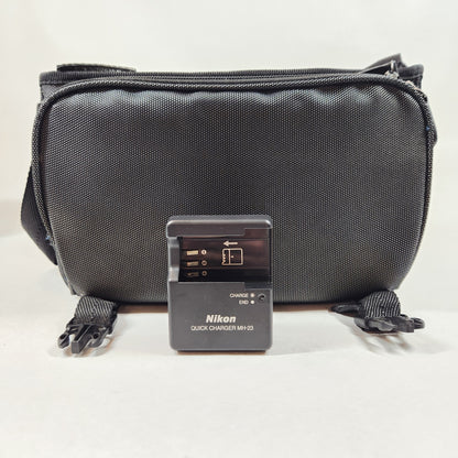 Nikon D3000 10.2MP Digital SLR DSLR Camera