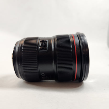 Canon Ultrasonic Zoom Lens EF 24-70mm f/2.8 L II USM + Canon Control Ring Mount Adapter EF-EOS R