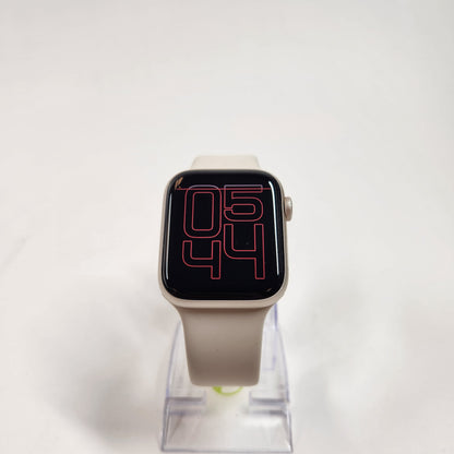 GPS Only Apple Watch SE 3 44MM Starlight Aluminum White Sport Band MEHJ4LW/A