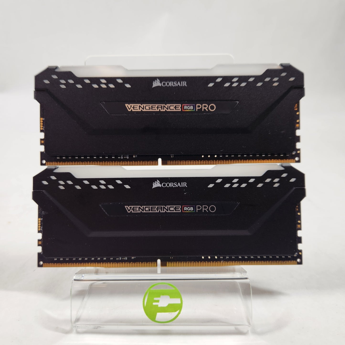 Corsair Vengeance RGB Pro 16GB (2x8GB) RAM DDR4 3200MHz CMW16GX4M2C3200C16