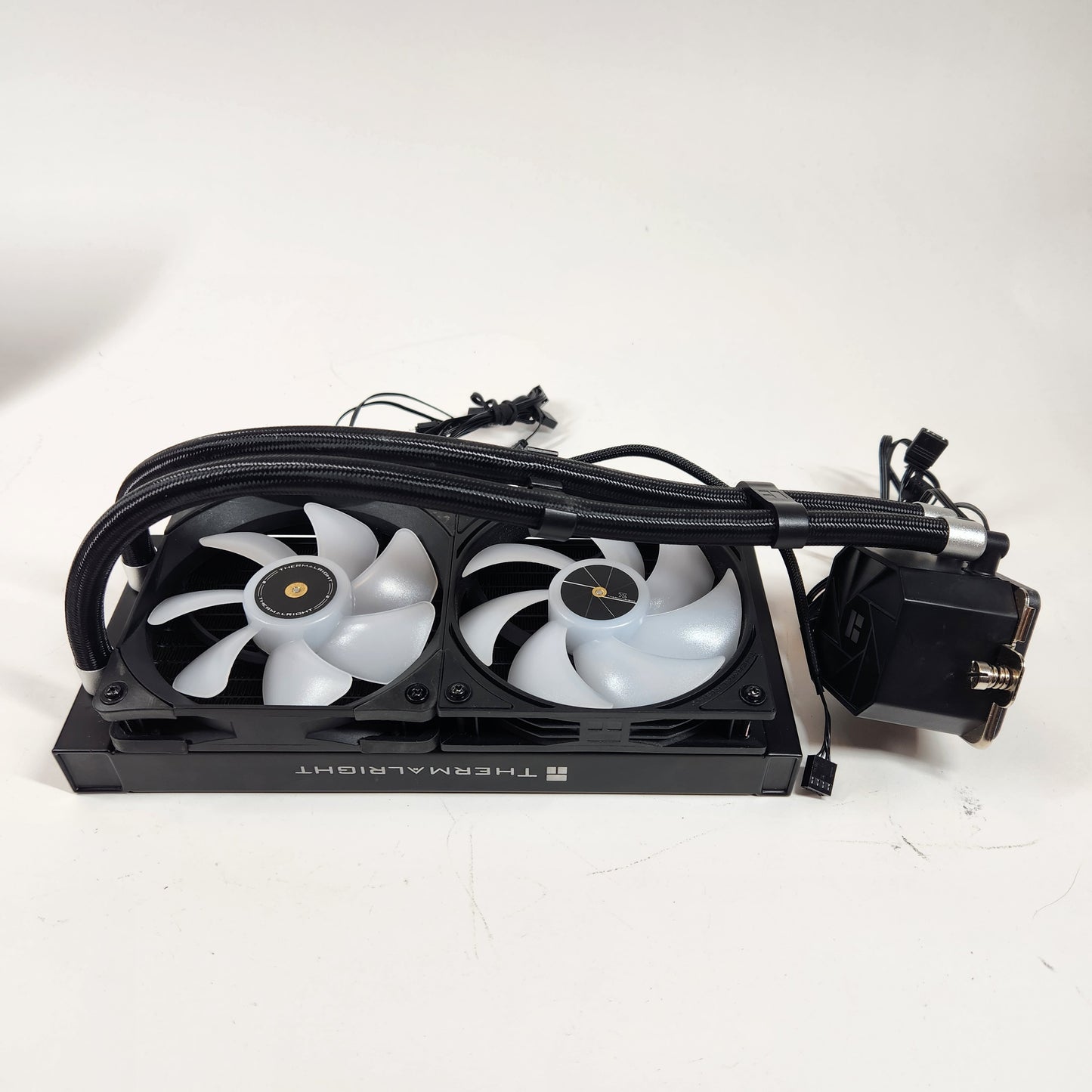 Thermalright Aqua Elite 240 V3 All-In-One CPU Liquid Cooler TL-C12B-S V2
