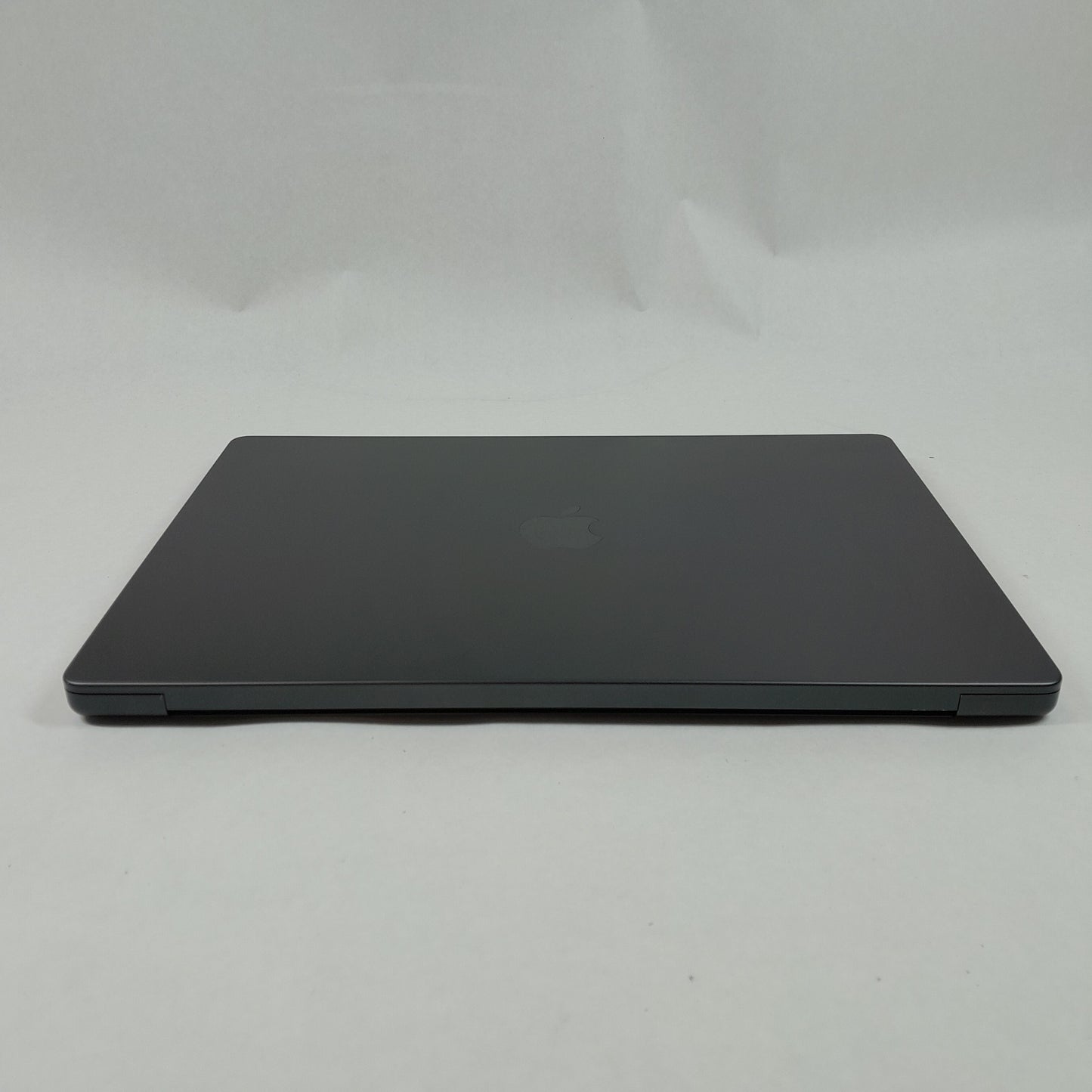 2023 Apple MacBook Pro 16" M3 Max 40C GPU 48GB RAM 1TB SSD MUW63LL/A