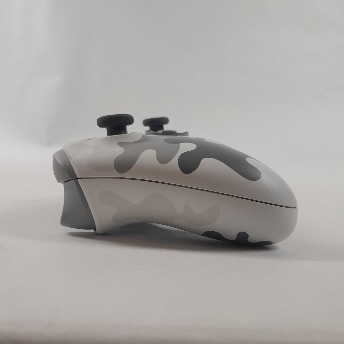 Microsoft Xbox Series X|S Wireless Controller White Urban Camo 1914