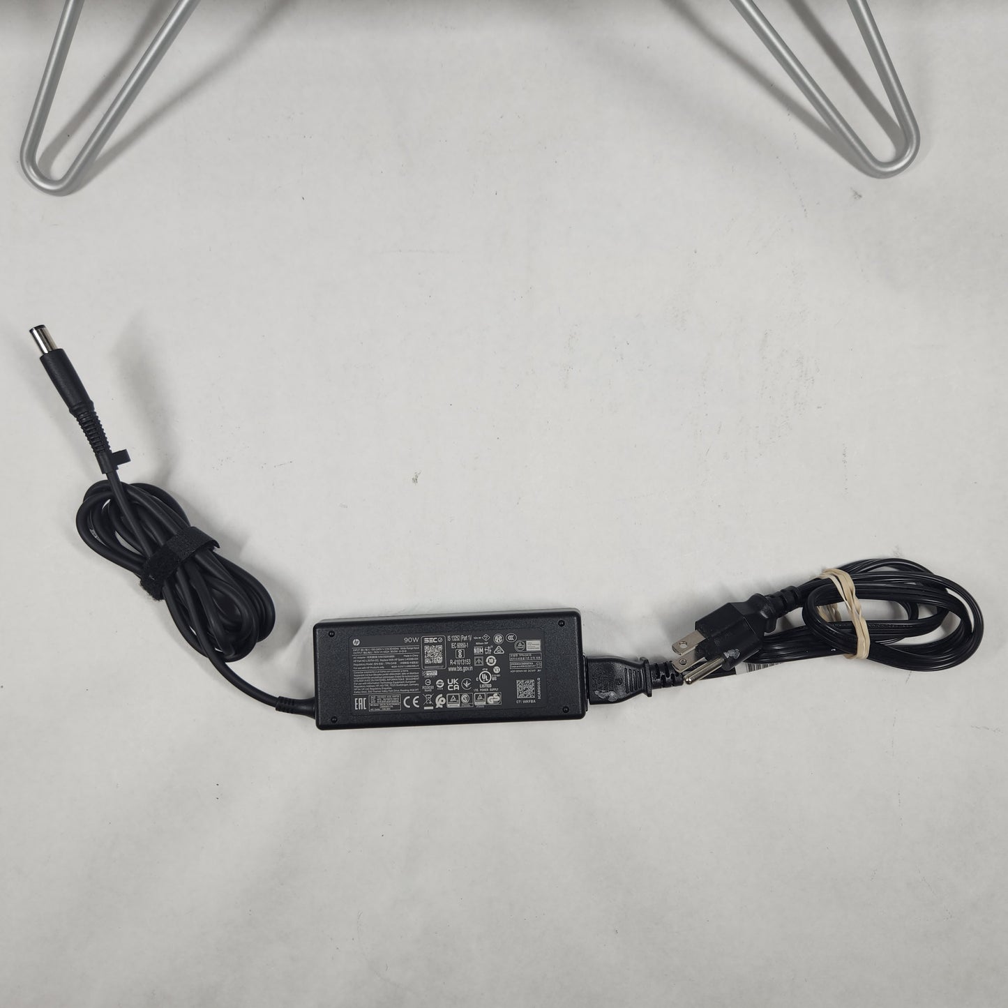 HP All-in-One 27-CB0244 27" Ryzen 7 5700U 1.80GHz 12GB RAM 1TB SSD FHD AIO