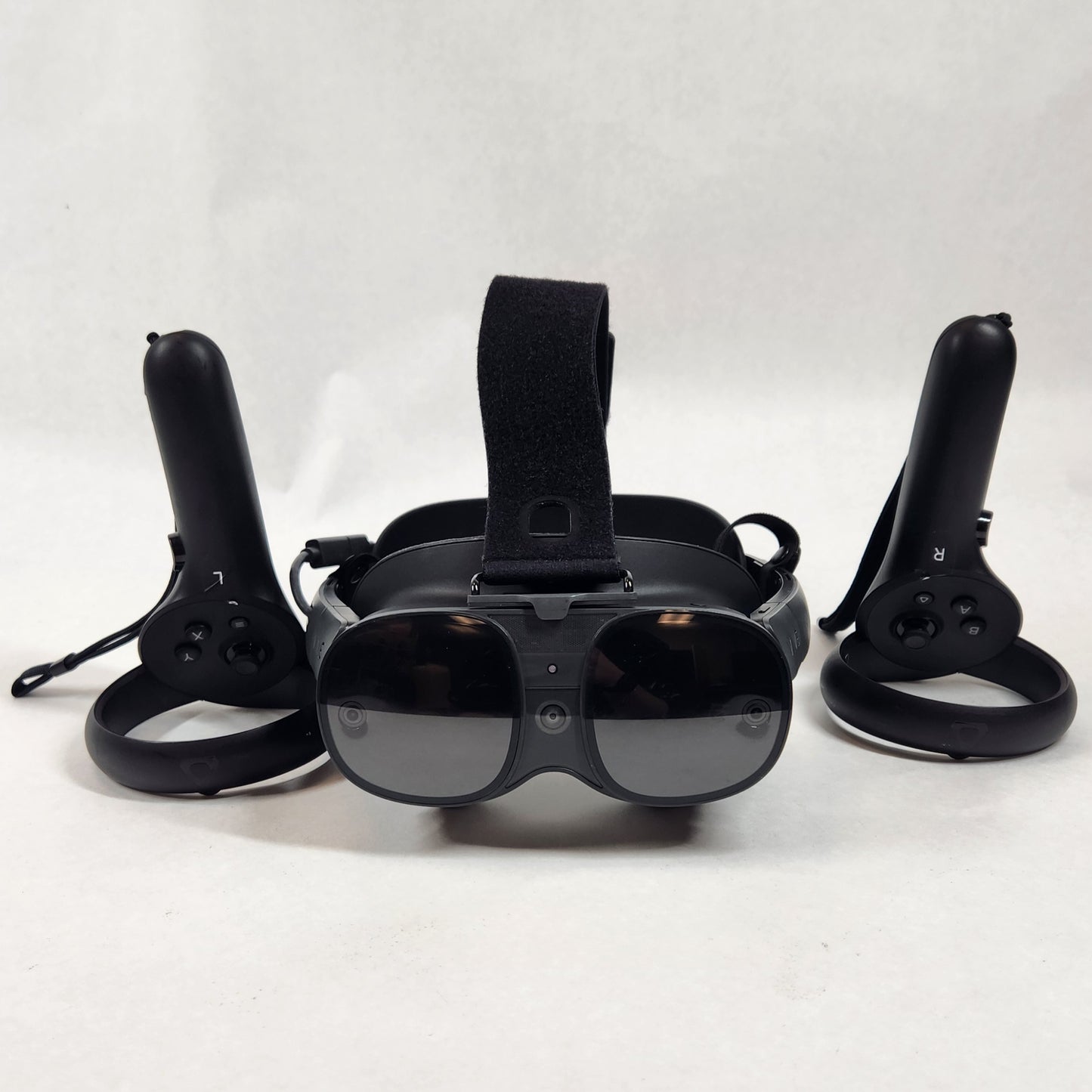 HTC Vive XR Elite 128GB Standalone All-in-One VR Headset 99HASZ006-00