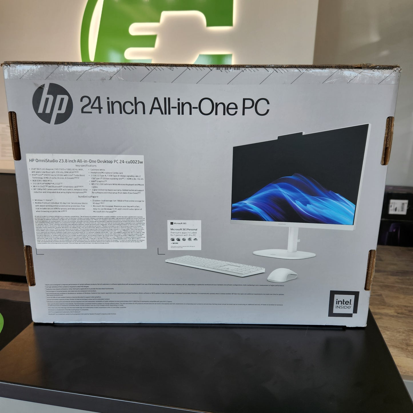 New HP OmniStudio 24-CU0023W 24 Core 3 8GB RAM 512GB SSD