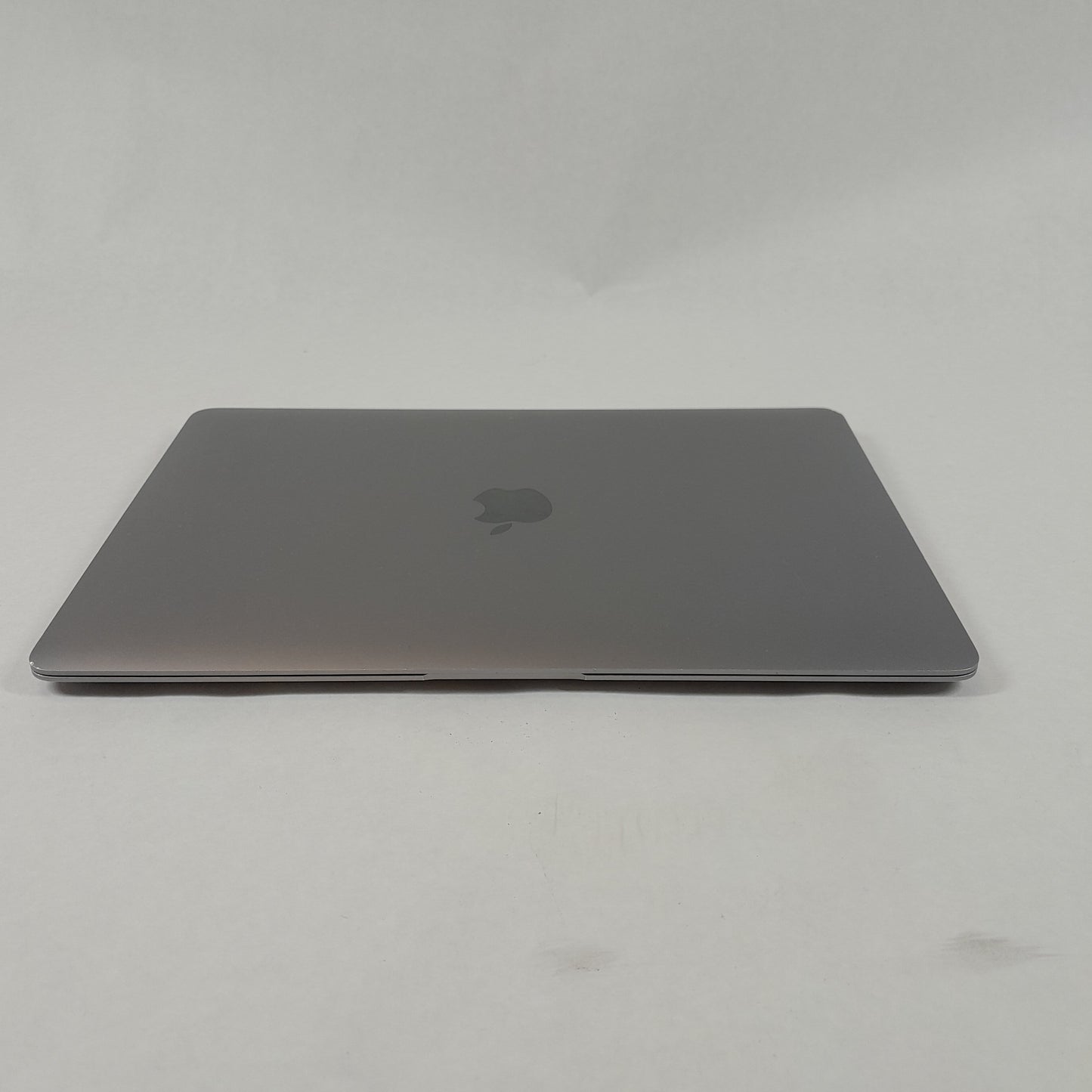 2020 Apple MacBook Air 13.3" M1 7C GPU 3.2GHz 8GB RAM 256GB SSD A2337 *READ*