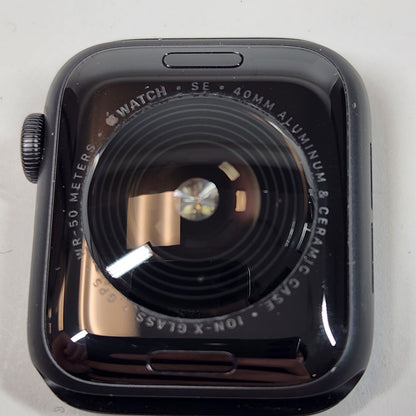 GPS Only Apple Watch SE 1st Gen 40MM Space Gray Aluminum Black Sport Band