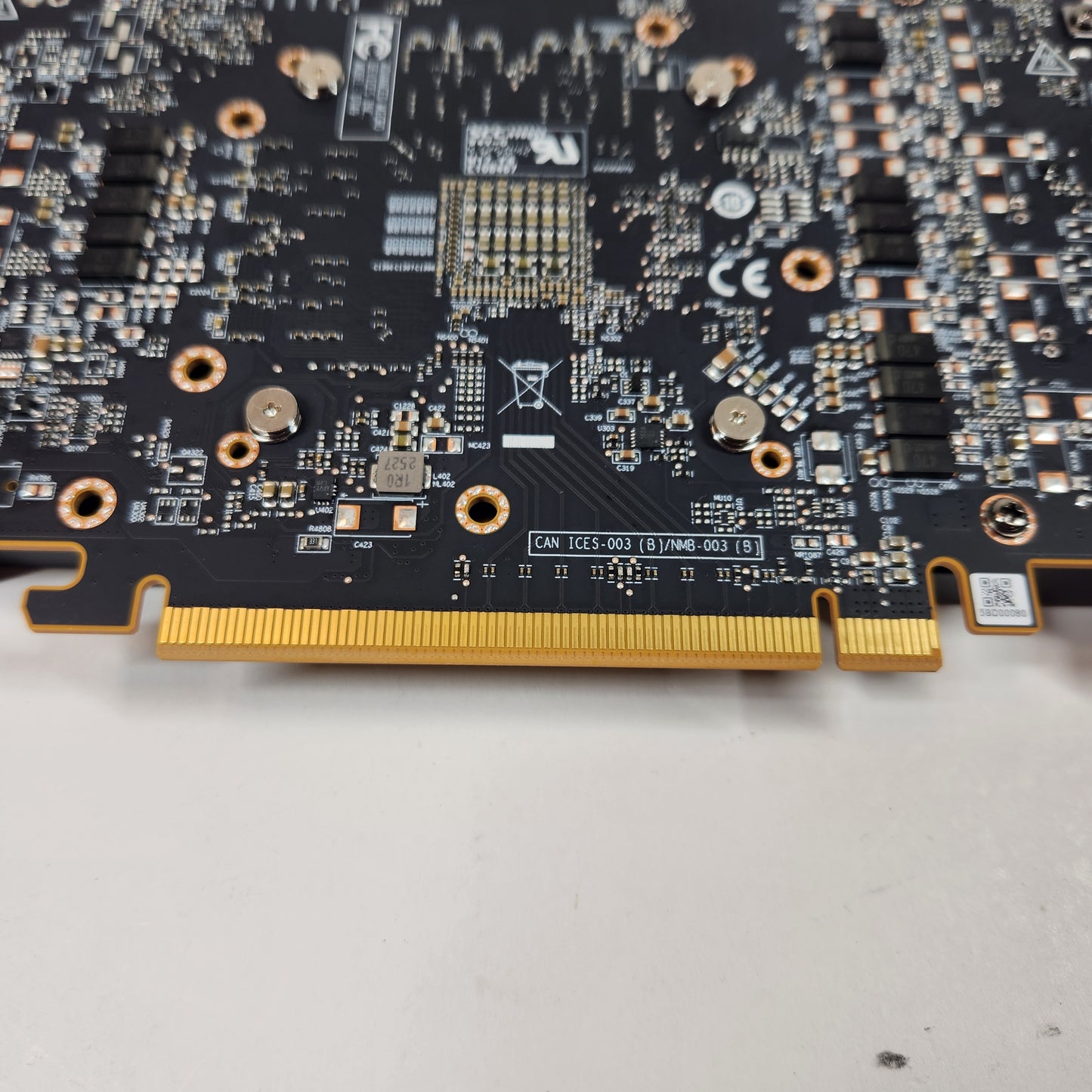 AMD Radeon Pro W7500 8GB GDDR6 Graphics Card D74911