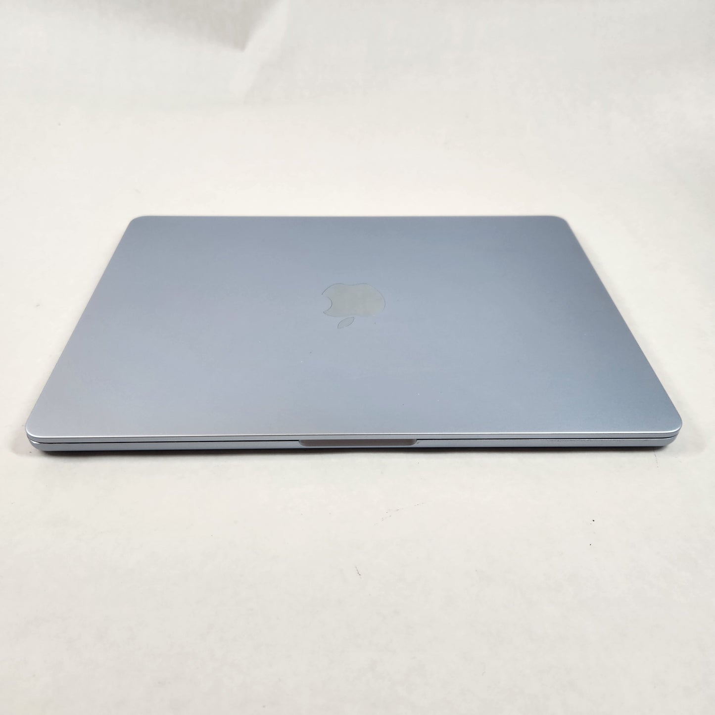2025 Apple MacBook Air 13.6" M4 8C GPU 4.5GHz 16GB RAM 256GB SSD MC6T4LL/A