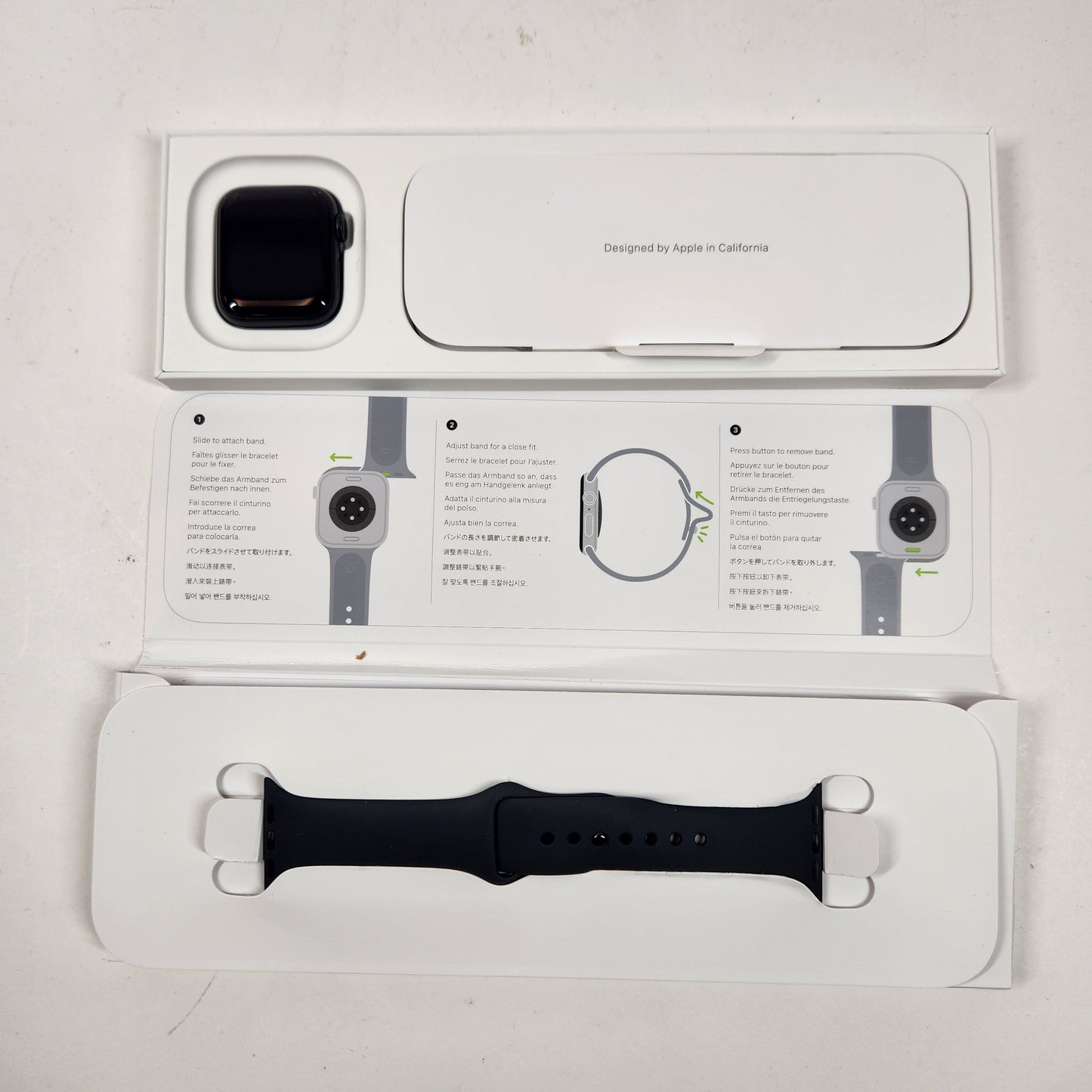 Unlocked Apple Watch SE 3 40MM Midnight Aluminum Black Sport Band MEP94LW/A