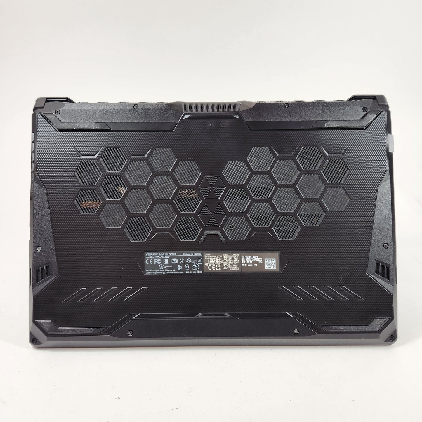 ASUS TUF GAMING F17 FX706HM 17.3" i7-11800H GeForce RTX 3060 16GB RAM 1TB SSD