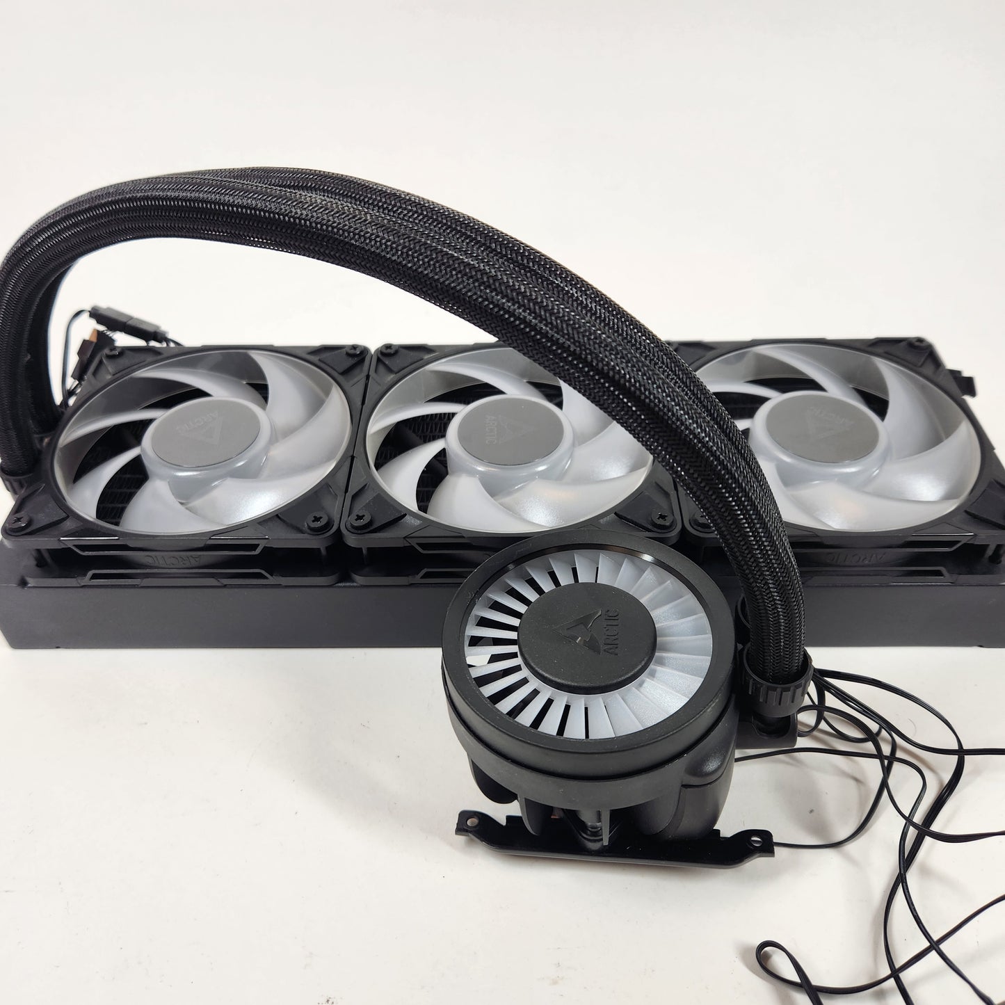 Arctic Liquid Freezer III 360 RGB CPU Liquid Cooler (AIO) ATX Mid Mid Tower Case