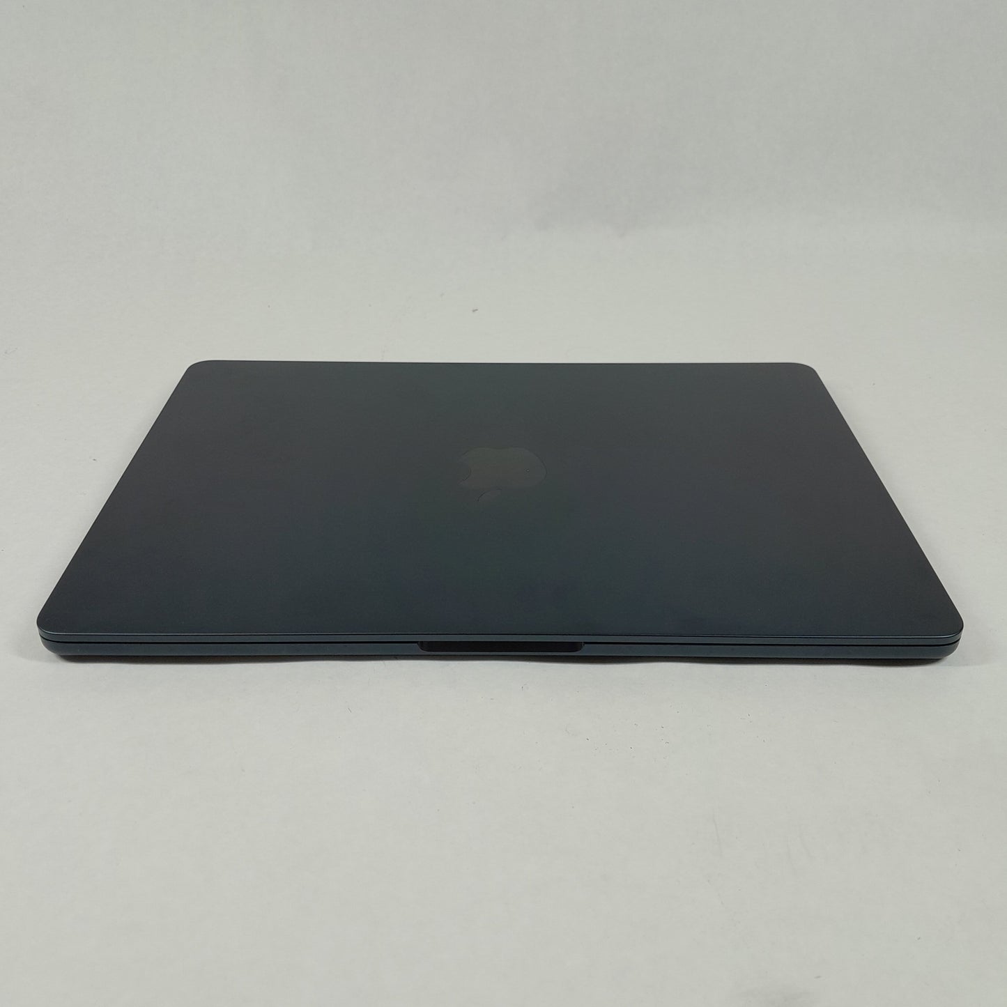 2024 Apple MacBook Air 13" M3 8C GPU 4.0GHz 16GB RAM 256GB SSD A3113