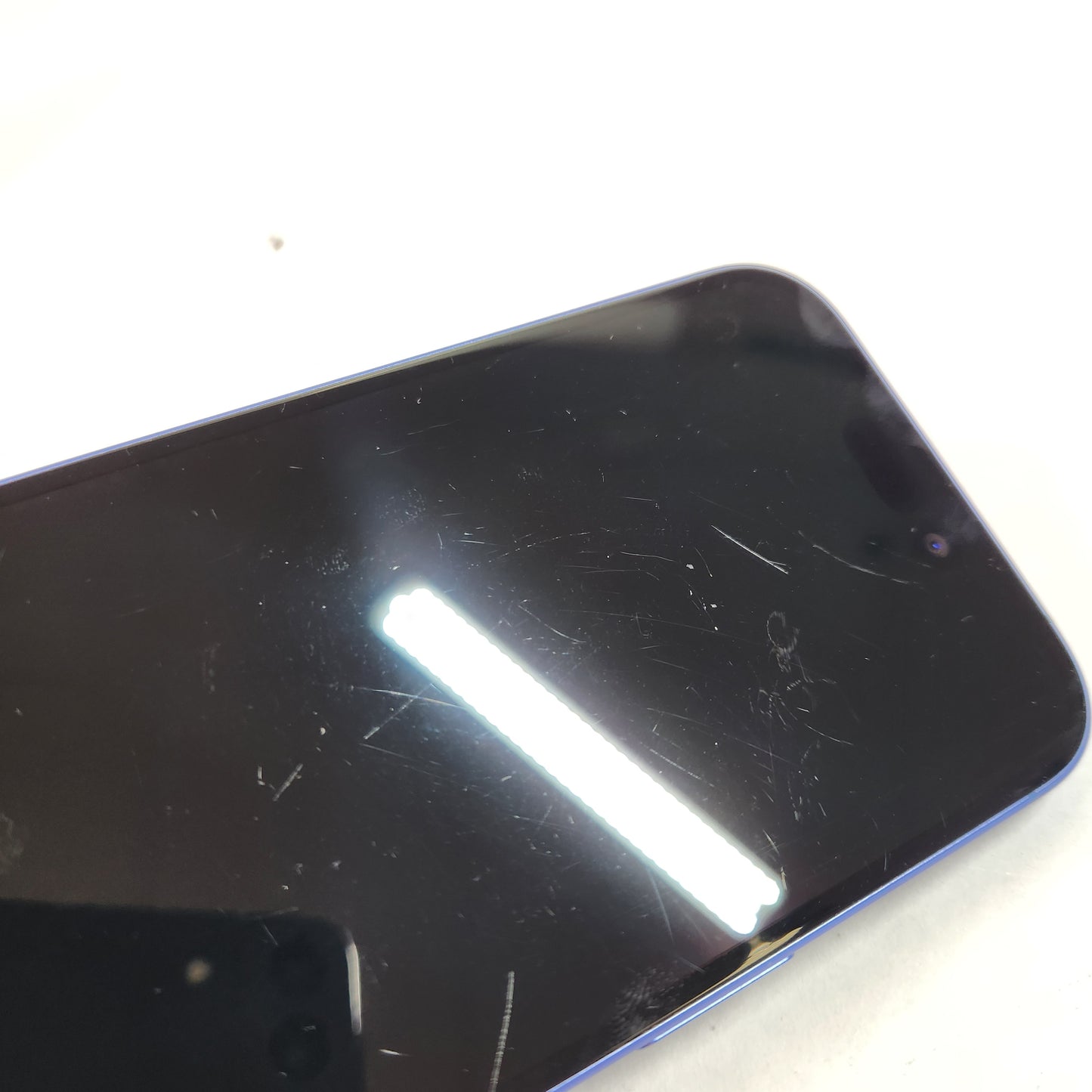 Unlocked Apple iPhone 16 128GB 26.0.1 Ultramarine MYAT3LL/A