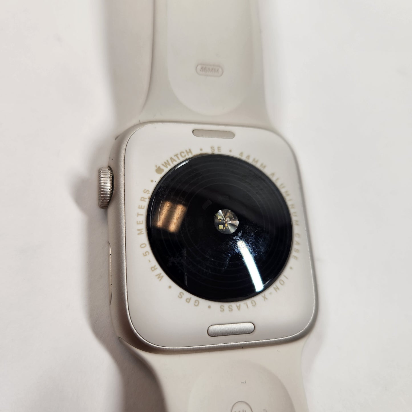 GPS Only Apple Watch SE 3 44MM Starlight Aluminum White Sport Band MEHJ4LW/A